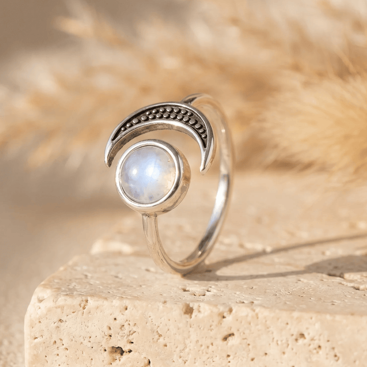 Adjustable Ring "Selene" in Moonstone