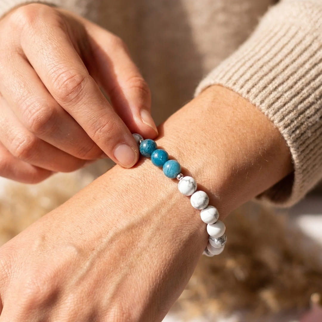 "Motivation" Bracelet in Apatite & Howlite