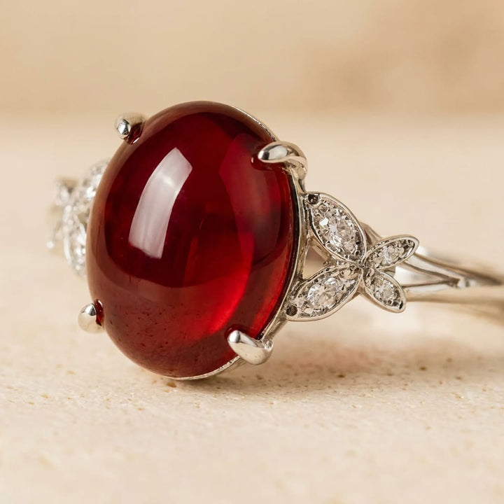 Adjustable Ring "Sovereign Passion" in Garnet