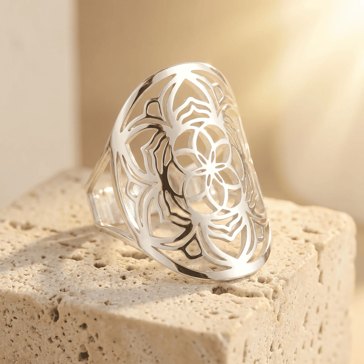 Adjustable Ring "Mandala Flower"