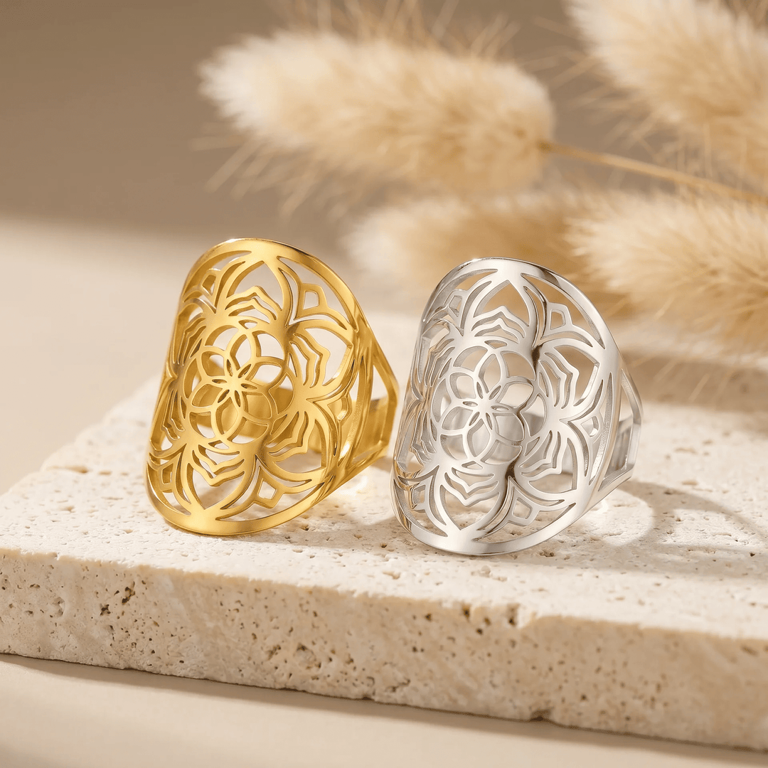 Adjustable Ring "Mandala Flower"