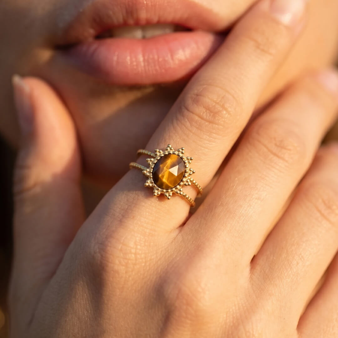 "Flower" Ring in Tiger's Eye