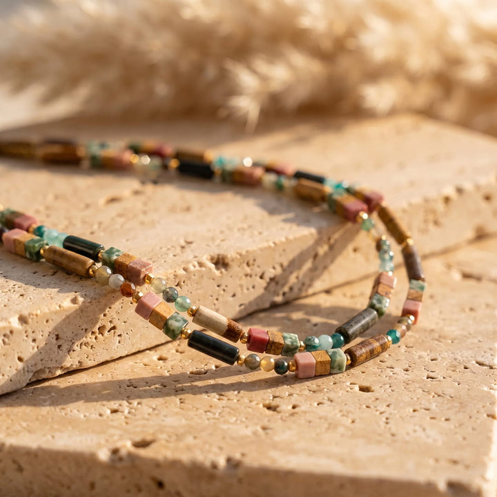 Chic Bohemian Necklace in Natural Stones