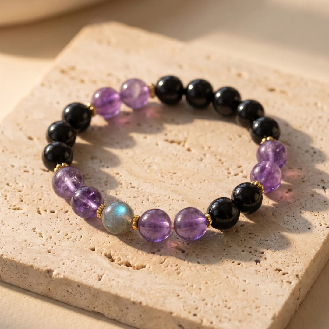 Mala Necklace "Inner Guardian" in Natural Stones