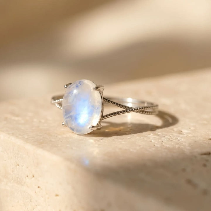 Adjustable Ring "Clarity of the Soul" in Moonstone