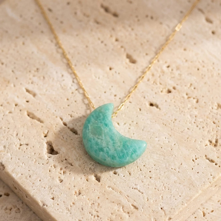 Moon Pendant “Inner Sweetness” in Amazonite