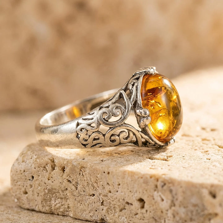 Adjustable Ring "Solar Glow" in Amber