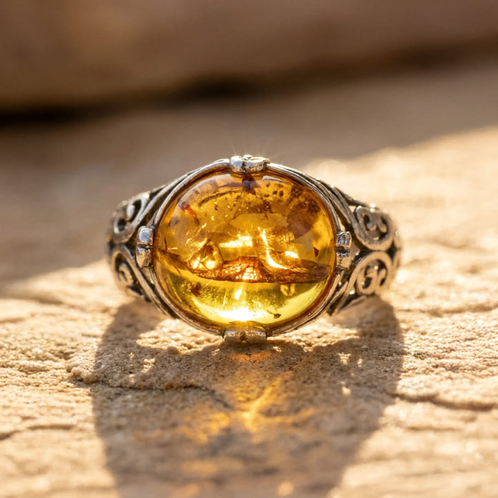 Adjustable Ring "Solar Glow" in Amber