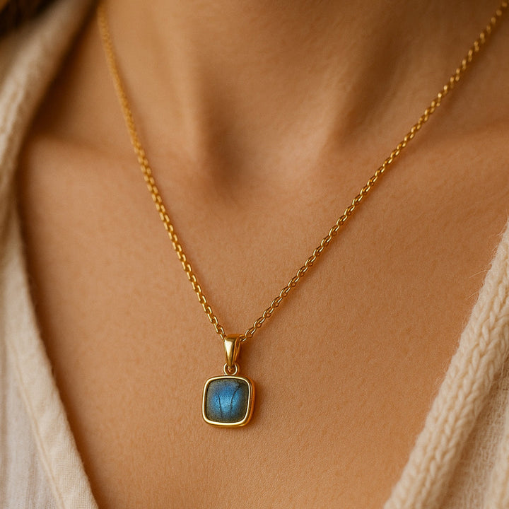 "Reflections of Light" Labradorite Pendant