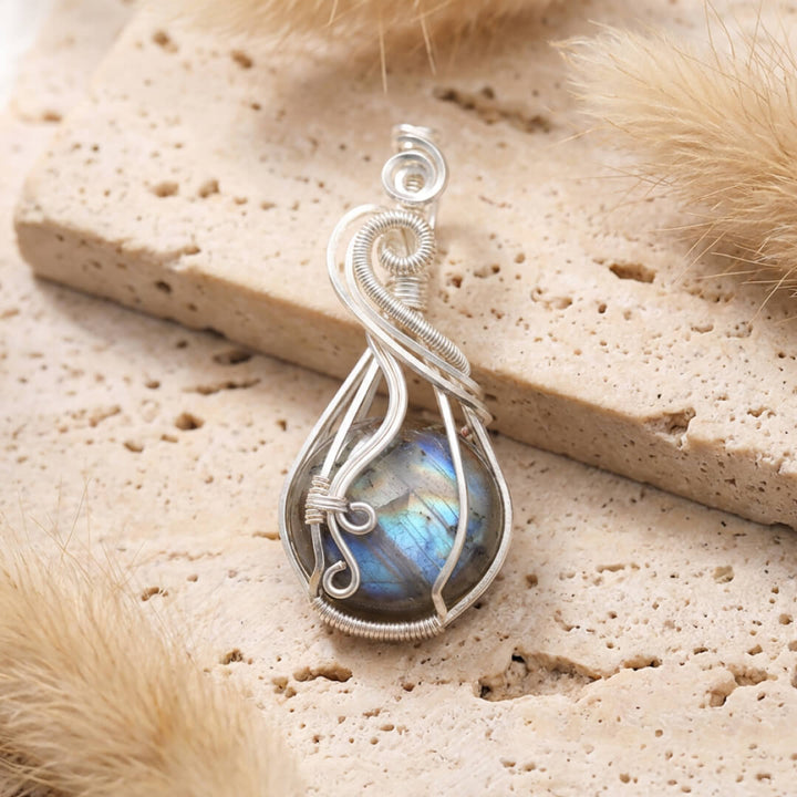 "Celestial Eye" Pendant in Labradorite