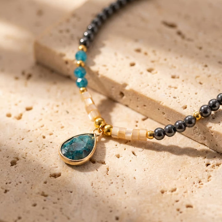 "Drop" Choker Necklace in Apatite