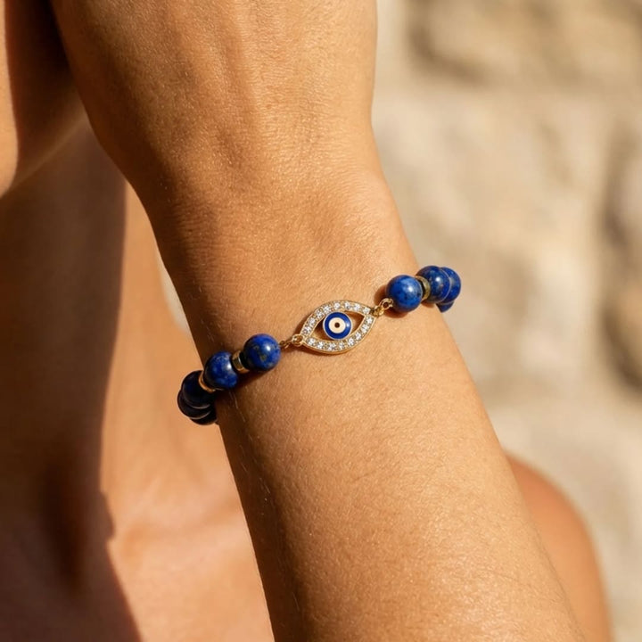 "Truth's Gaze" Bracelet in Lapis Lazuli