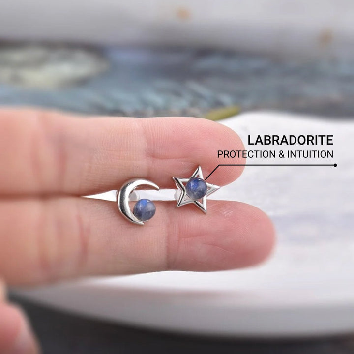 "Luna Star" Earrings in Labradorite & Silver Metal