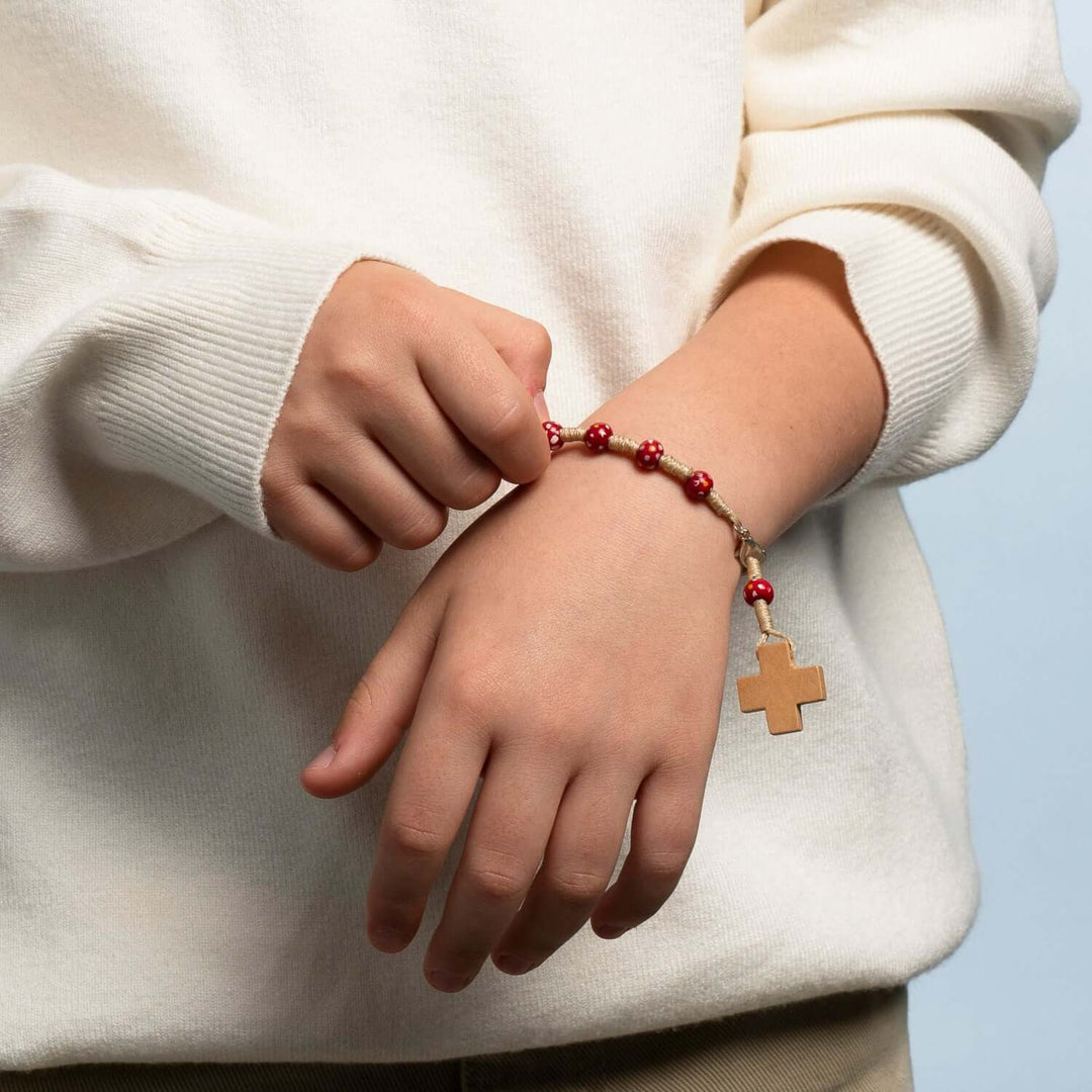 CHILDREN'S ROSARY BRACELET - WOOD - RED