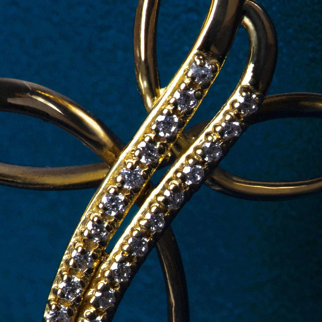 CROSS NECKLACE - DIAMONDS AND GOLD