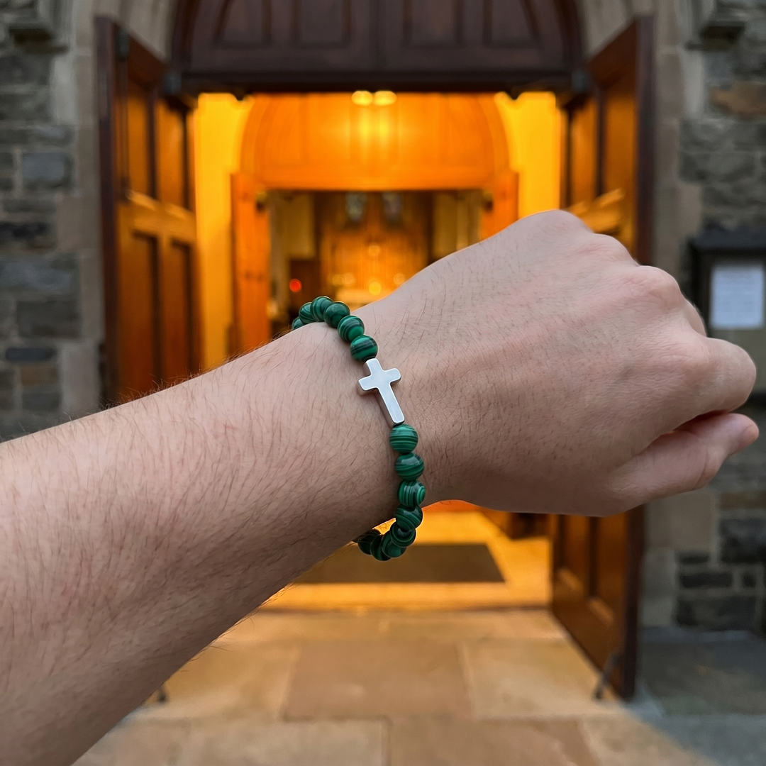 Free Today : Forest Green Cross Bracelet