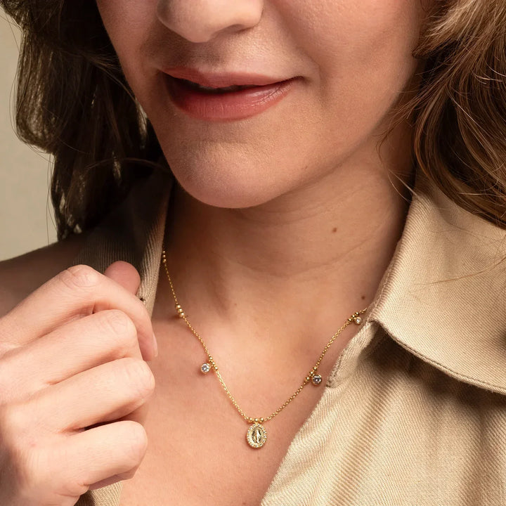 MIRACULOUS MEDAL NECKLACE - GOLDEN SILVER AND CUBIC ZIRCONIA
